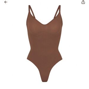 SKIMS Seamless Sculpt Bodysuit Small